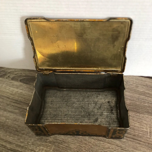 Vtg King Edward VIII Cremona Toffee Tin - Picture 10 of 15